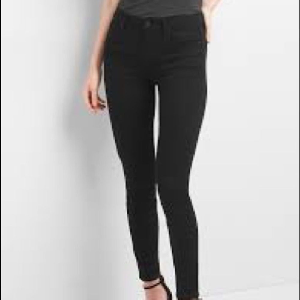 GAP Midrise True Skinny Jeans